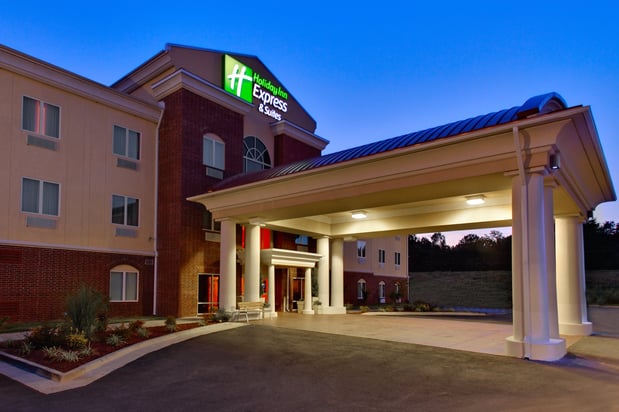 Images Holiday Inn Express & Suites Malvern by IHG