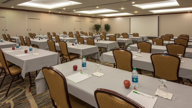 Images Holiday Inn Denver Lakewood by IHG