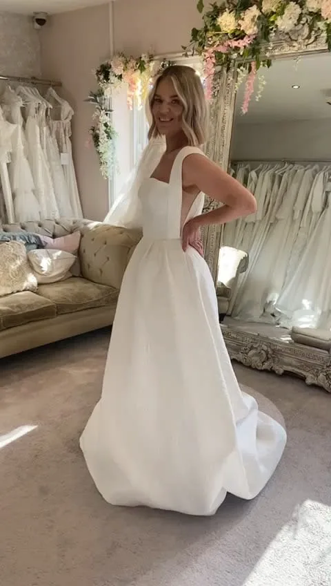 Images Petticoat Lane Bridal