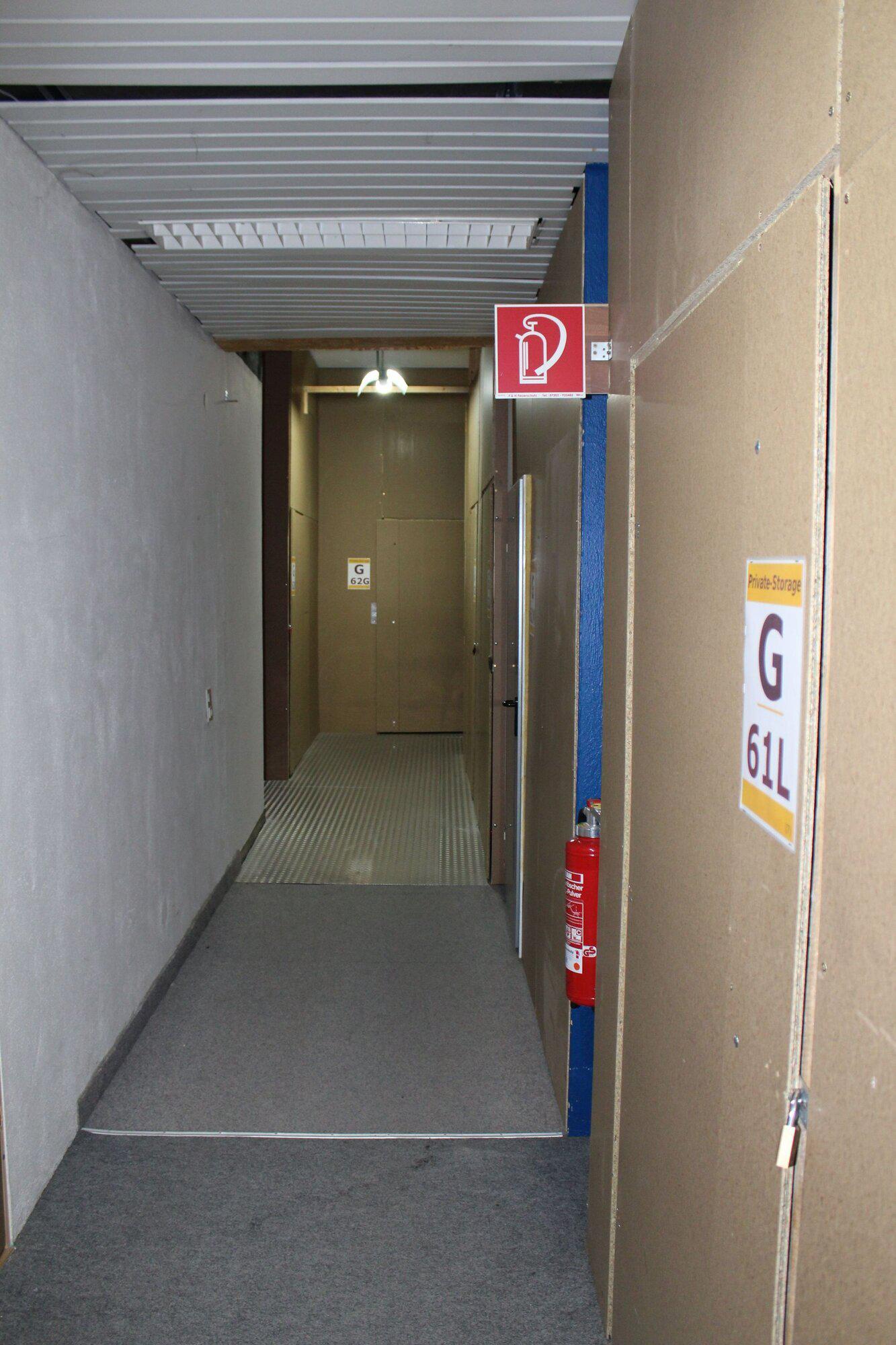 Bilder Private Storage Möbel einlagern - 3 x in Karlsruhe - Akten, Möbel etc. auf Zeit einlagern