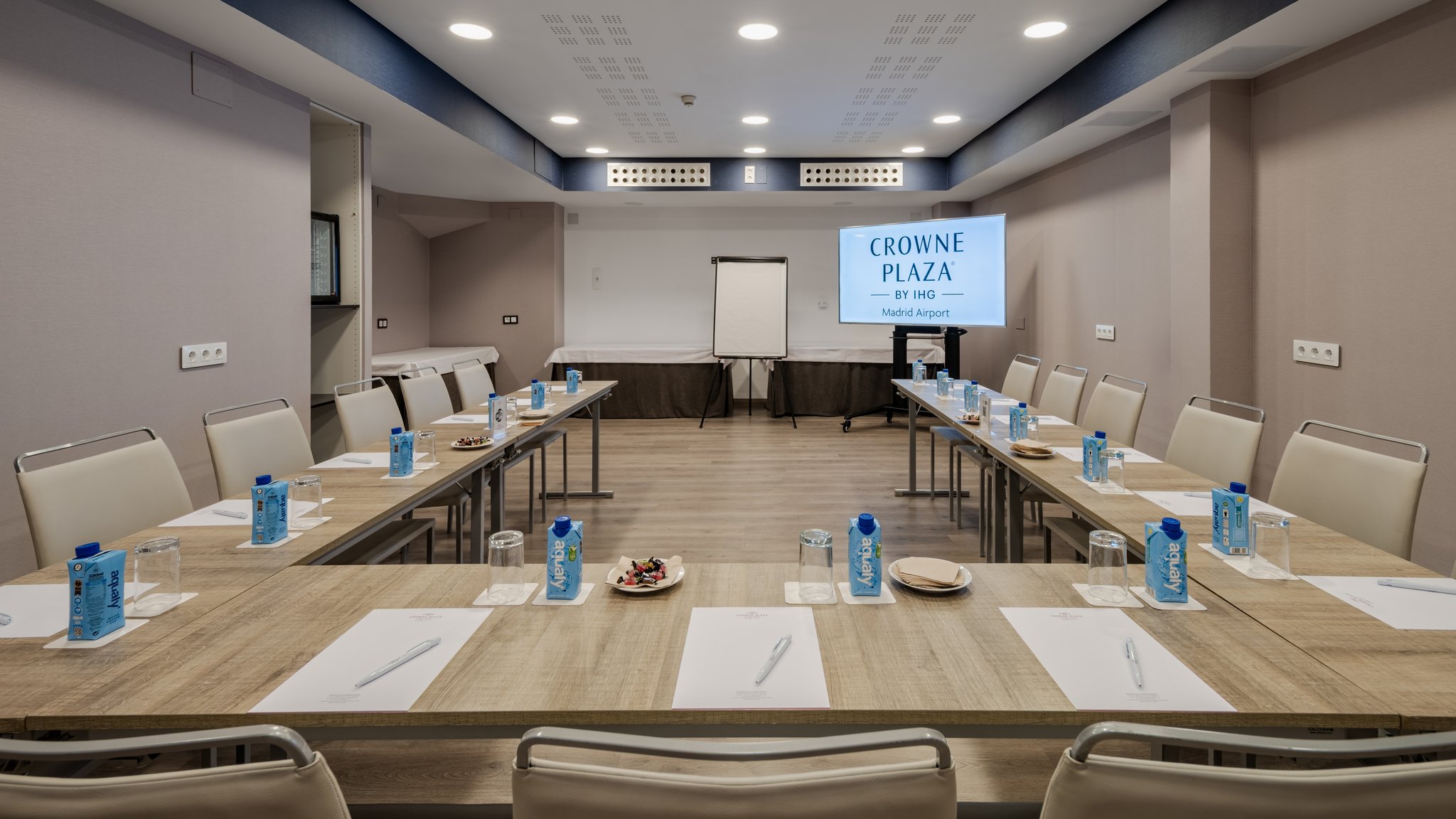 Images Crowne Plaza Madrid Airport by IHG