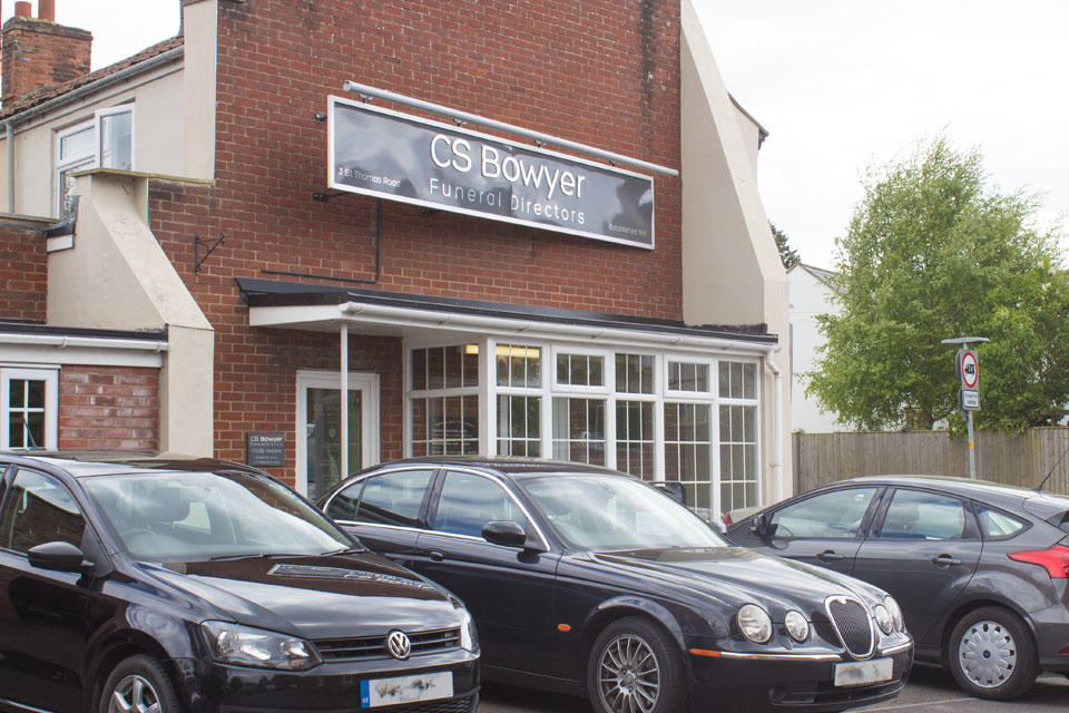 Images C S Bowyer Funeral Directors