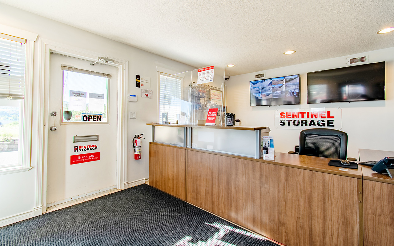 Images Sentinel Storage - Vernon