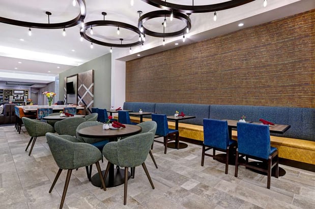 Images Hilton Garden Inn Cedar Rapids