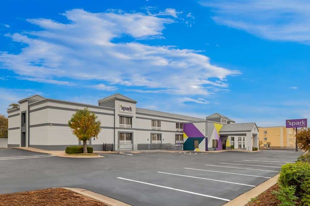 Images Spark by Hilton Wichita East
