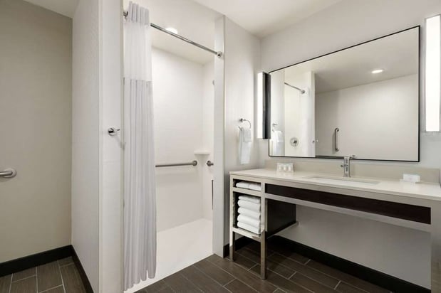 Images Hilton Garden Inn Medford