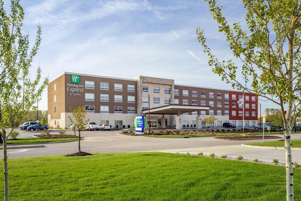 Images Holiday Inn Express & Suites Hammond, an IHG Hotel