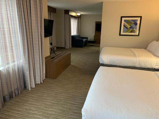 Images Holiday Inn Express & Suites Franklin - Oil City, an IHG Hotel