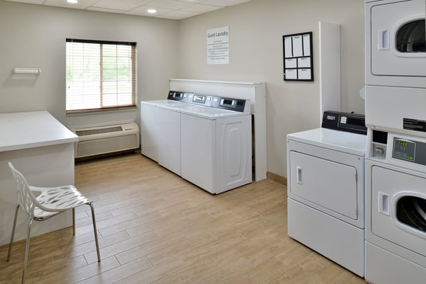 Images Candlewood Suites Kansas City Northeast by IHG