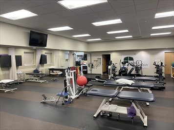 Images Select Physical Therapy - Ankeny North