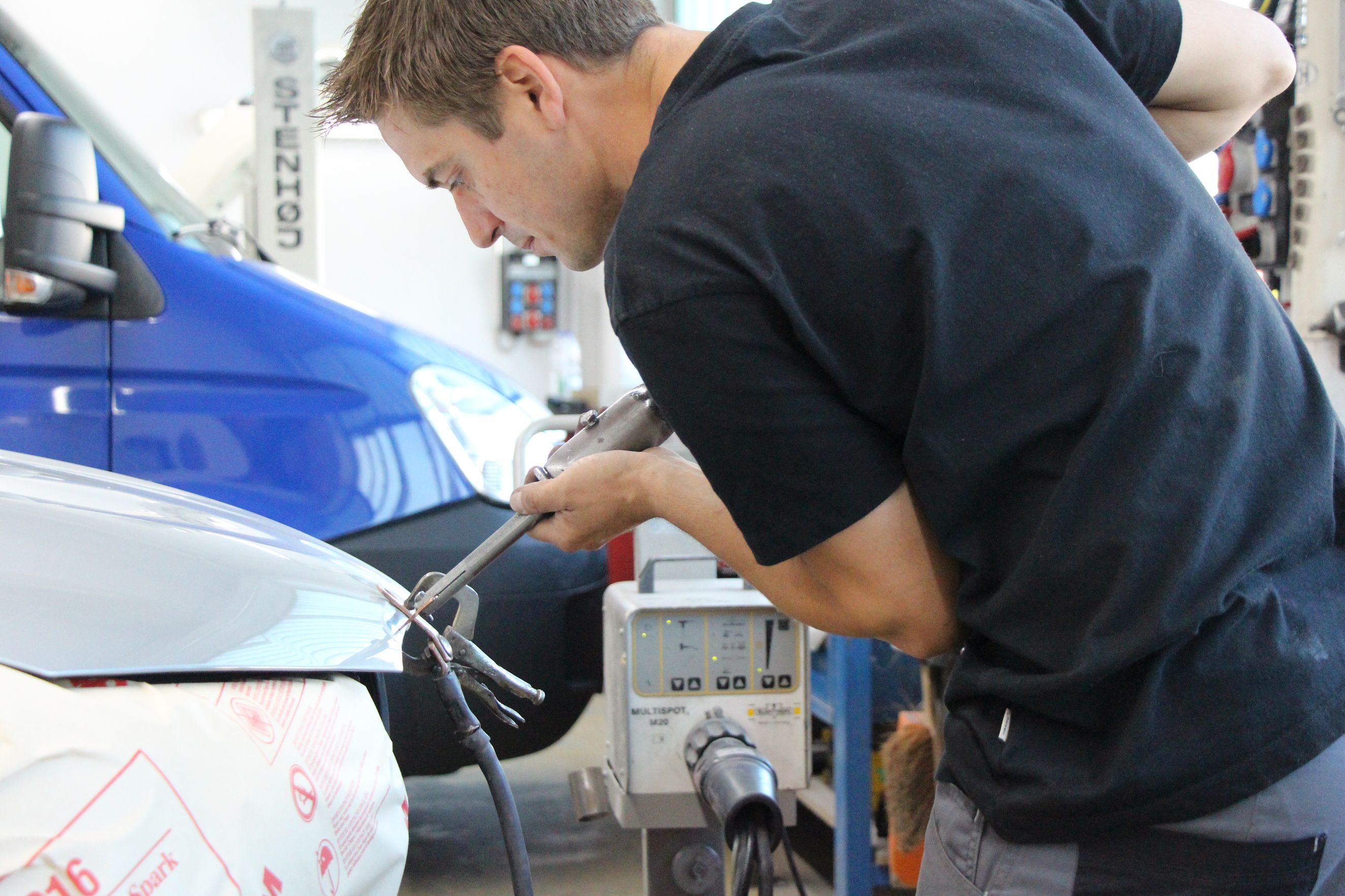 Bilder Carrosserie G&G AG