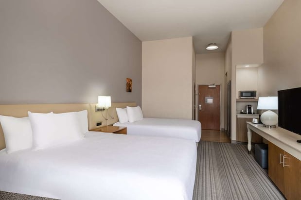 Images Hilton Garden Inn Bakersfield