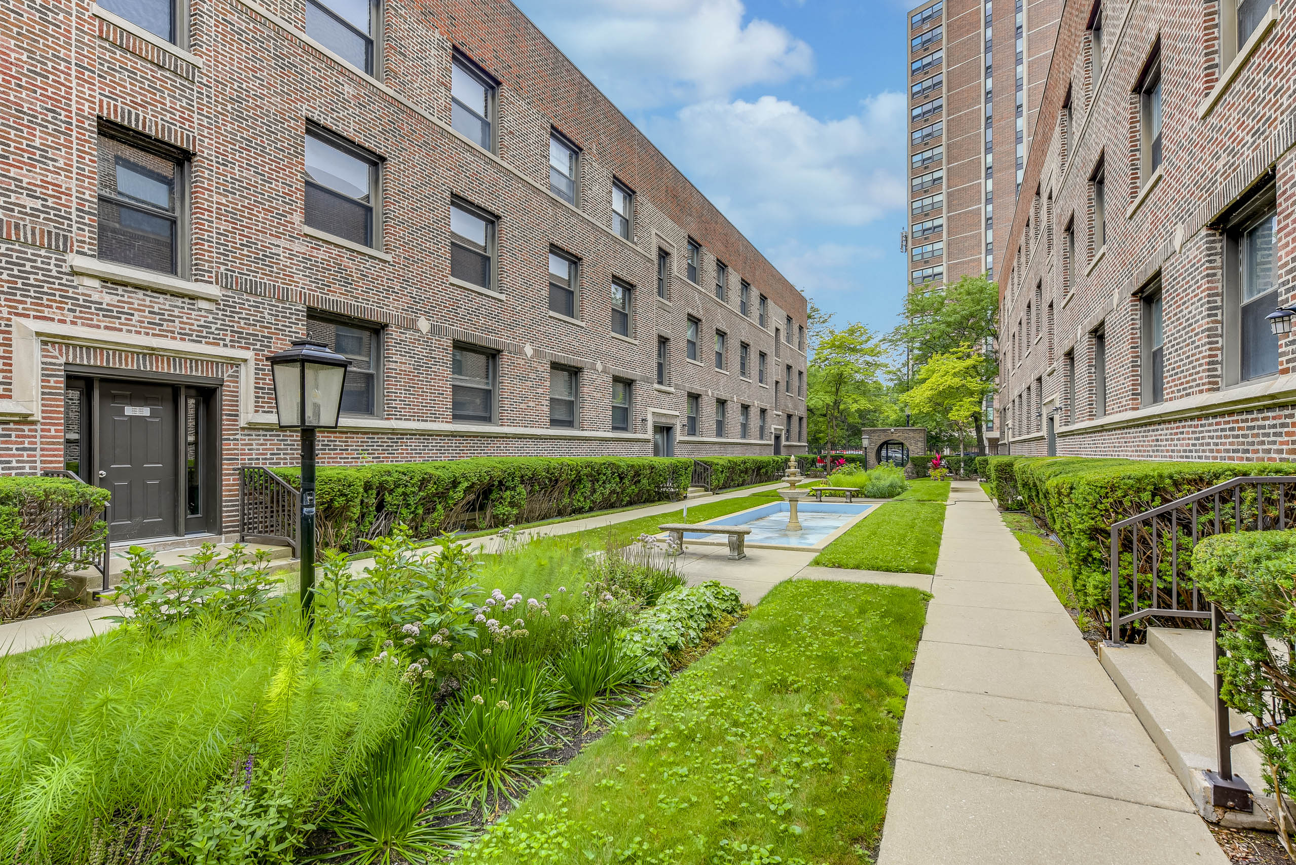 Open Courtyard Area 