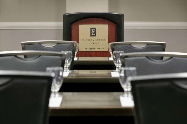 Images Embassy Suites by Hilton Los Angeles Downey