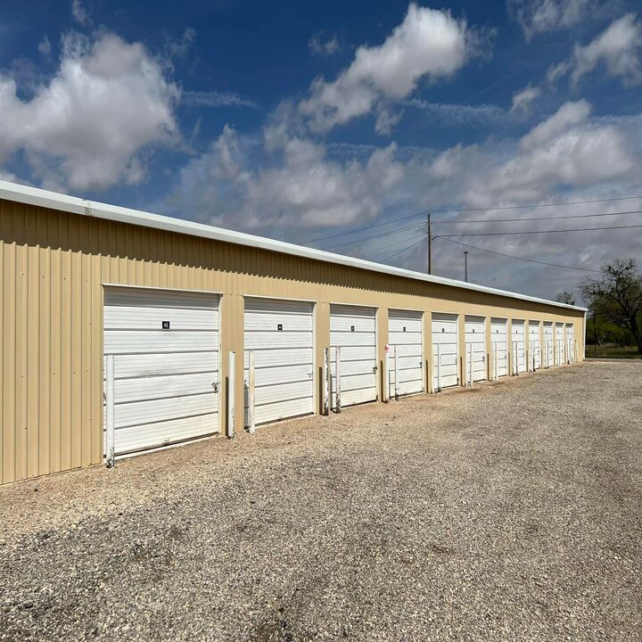 Images ABC Strayhorn Storage