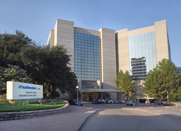 Images The Multiple Sclerosis and Neuroimmunology Clinic - UT Southwestern