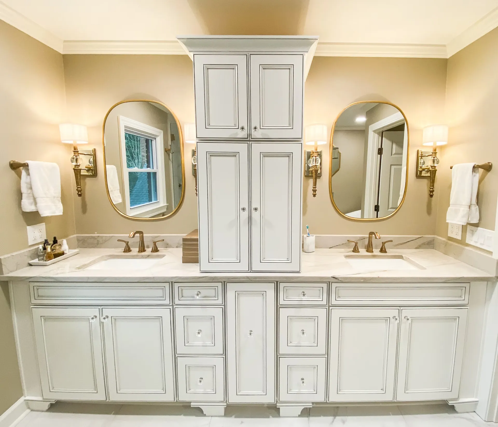 Modern Image Kitchen & Bath Image