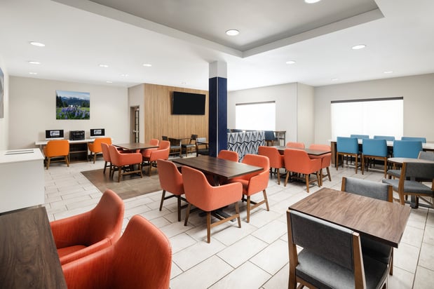 Images Holiday Inn Express & Suites Sequim by IHG