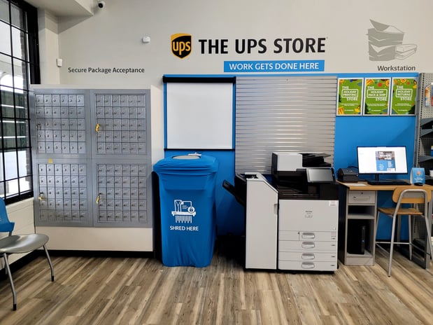 Images The UPS Store