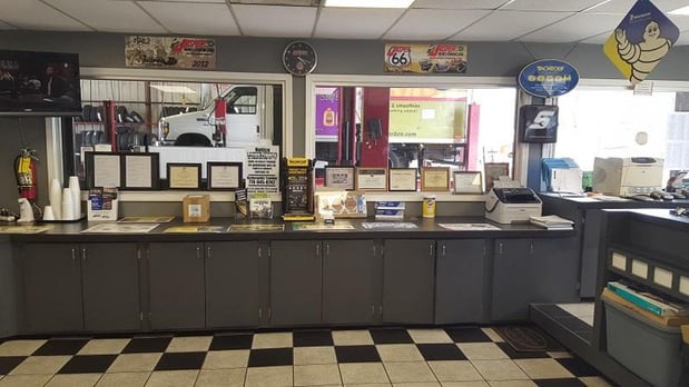Images Benefield Automotive