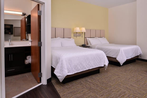 Images Candlewood Suites Terre Haute by IHG