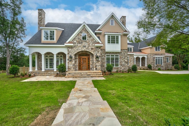 Images Foote & Moorefield, Inc.