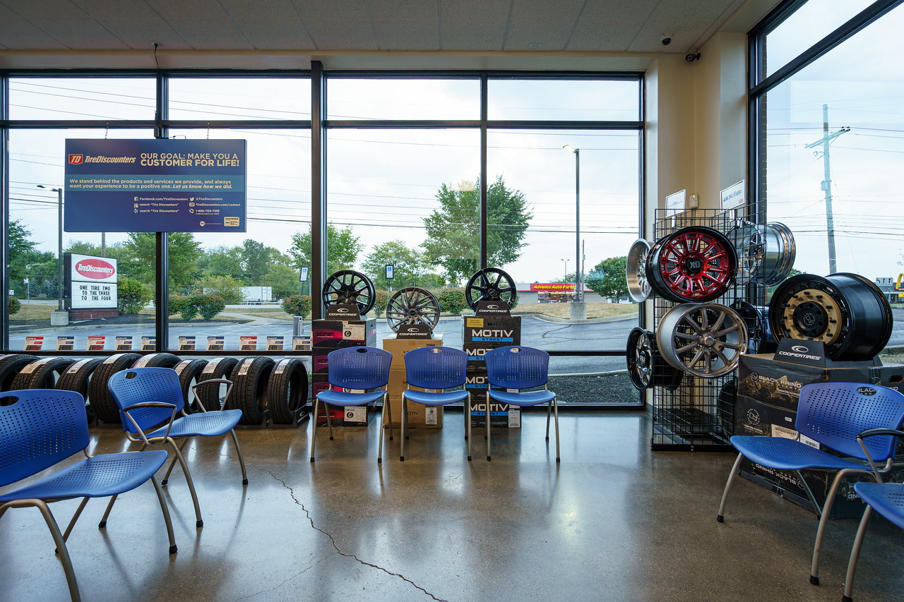 Tire Discounters on 3701 S Hamilton Rd in Groveport