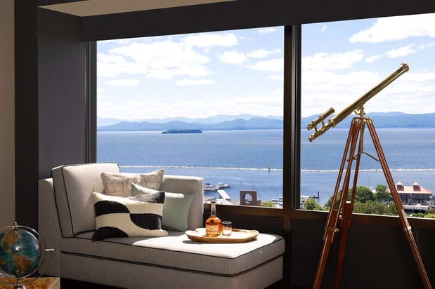 Images Hotel Champlain Burlington, Curio Collection by Hilton