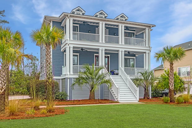 Images Kimberly Ritter - Realtor in Mt. Pleasant, SC