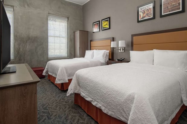 Images Hampton Inn Petaluma