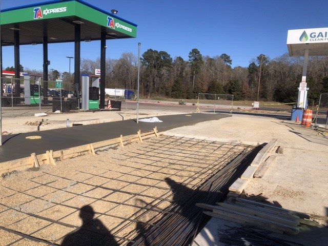 J &amp; B Concrete Services, Inc. Logo