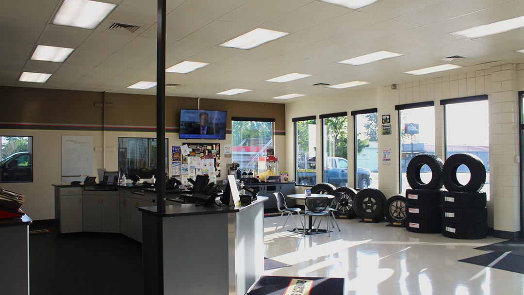 Les Schwab Tire Center