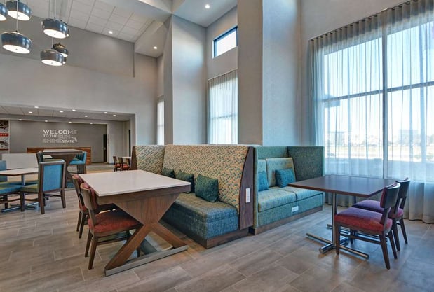 Images Hampton Inn & Suites Middleburg