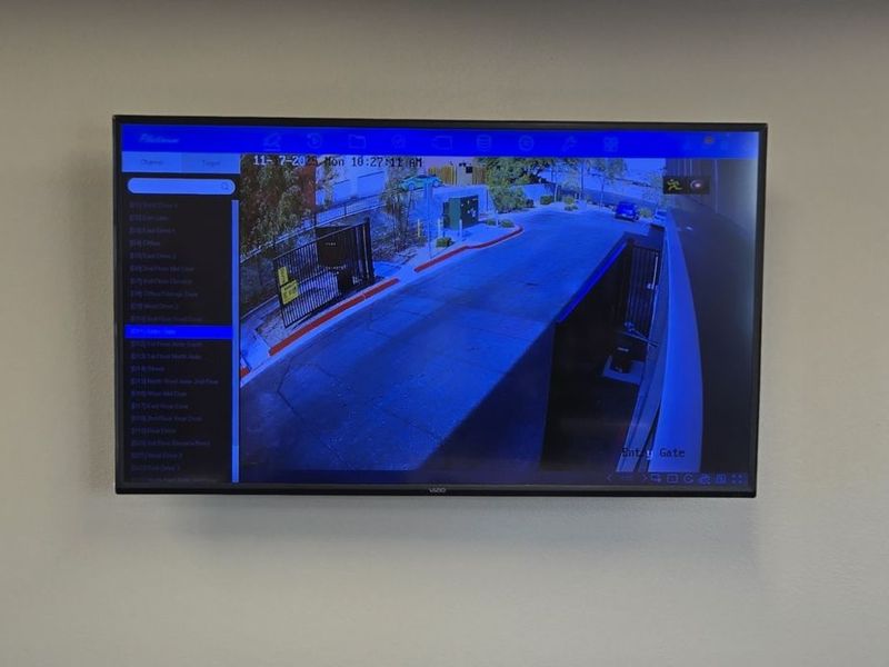 Images Extra Space Storage