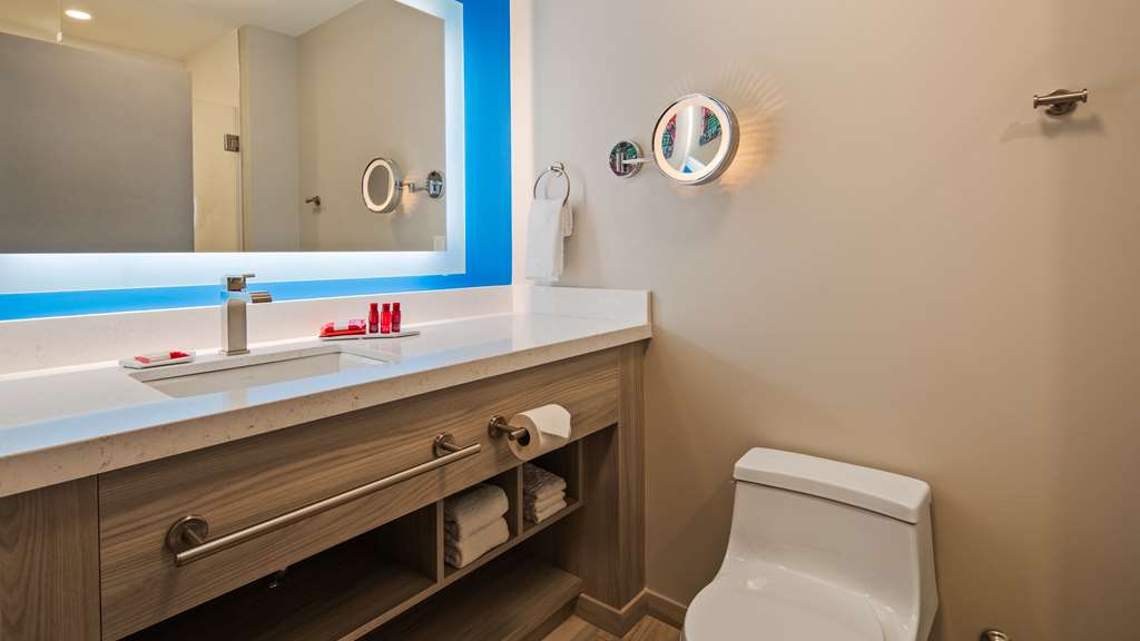 Images Best Western Premier Winnipeg East