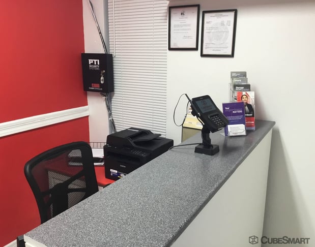 Images CubeSmart Self Storage