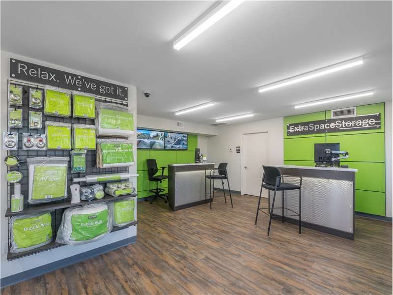 Office - Extra Space Storage at 2816 W Thomas Road, Phoenix, AZ 85017