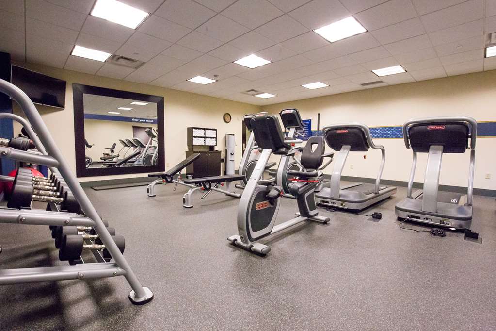 Health club  fitness center  gym Hampton Inn & Suites Pittsburgh/Harmarville Pittsburgh (412)423-1100