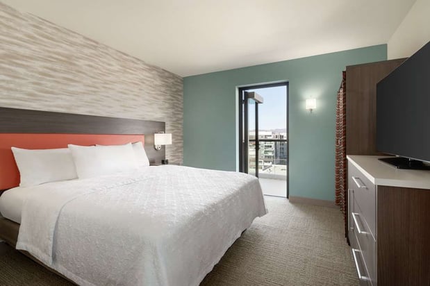 Images Home2 Suites by Hilton Woodland Hills Los Angeles