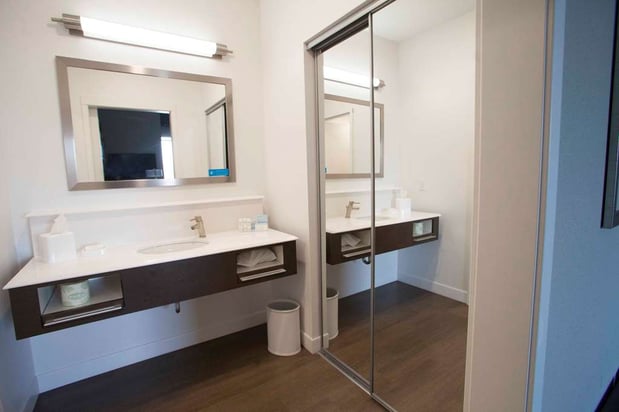 Images Hampton Inn & Suites Downtown St. Paul
