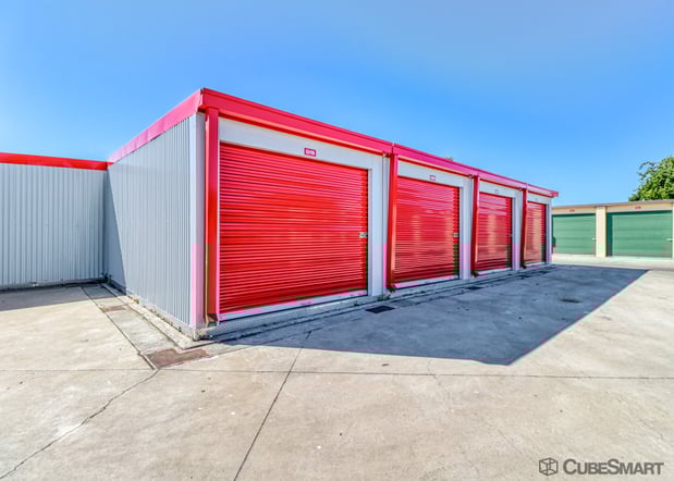 Images CubeSmart Self Storage