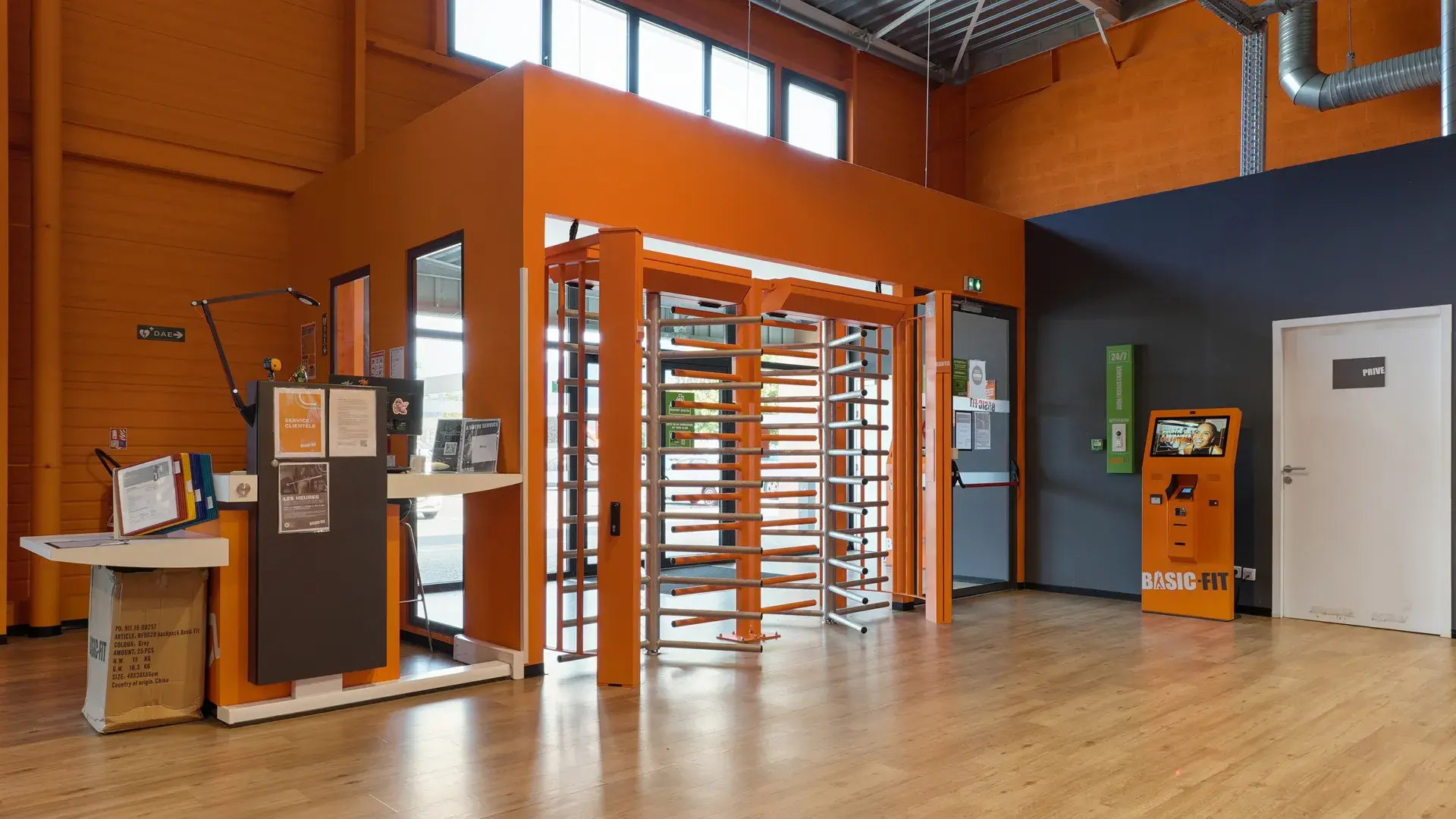 Images Basic-Fit 24/7