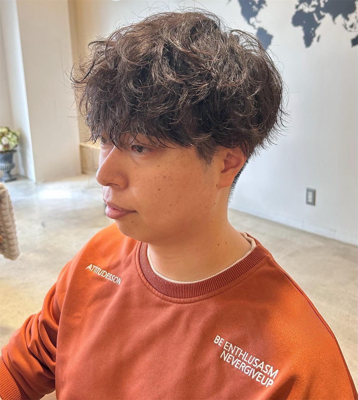 Images PLUS 六地蔵店