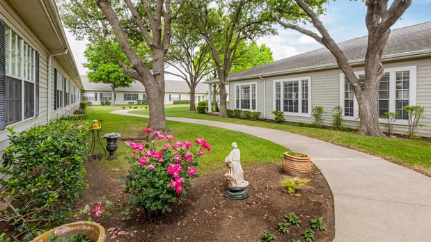 Images Brookdale Collin Oaks
