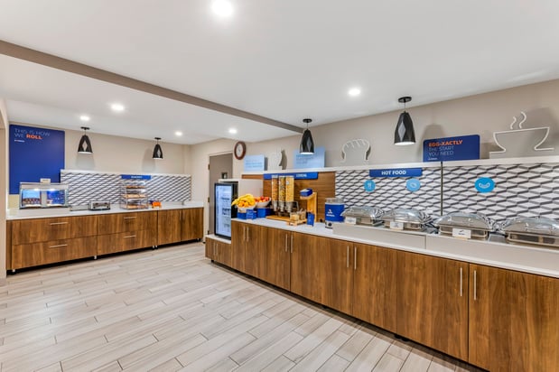 Images Holiday Inn Express Chicago-Downers Grove by IHG