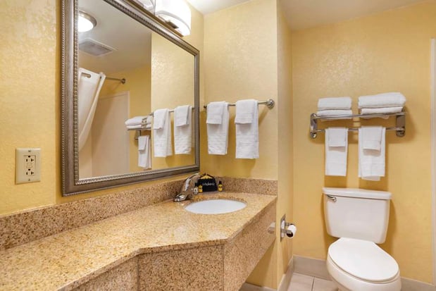 Images Best Western Plus Oak Mountain Inn