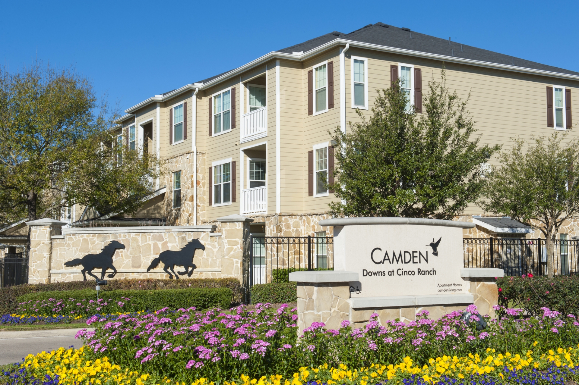 Camden Downs at Cinco Ranch Apartments Photo