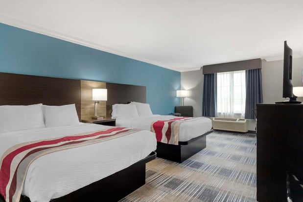 Images Best Western Medical Center North Inn & Suites Near Six Flags