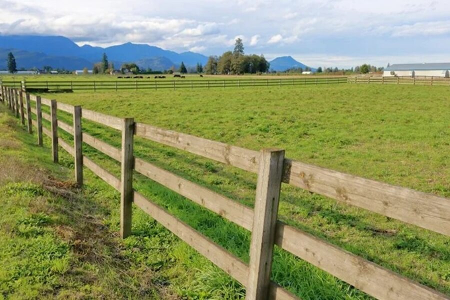 fencing supplies
