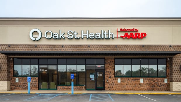 Images Oak Street Health Mobile Primary Care Clinic